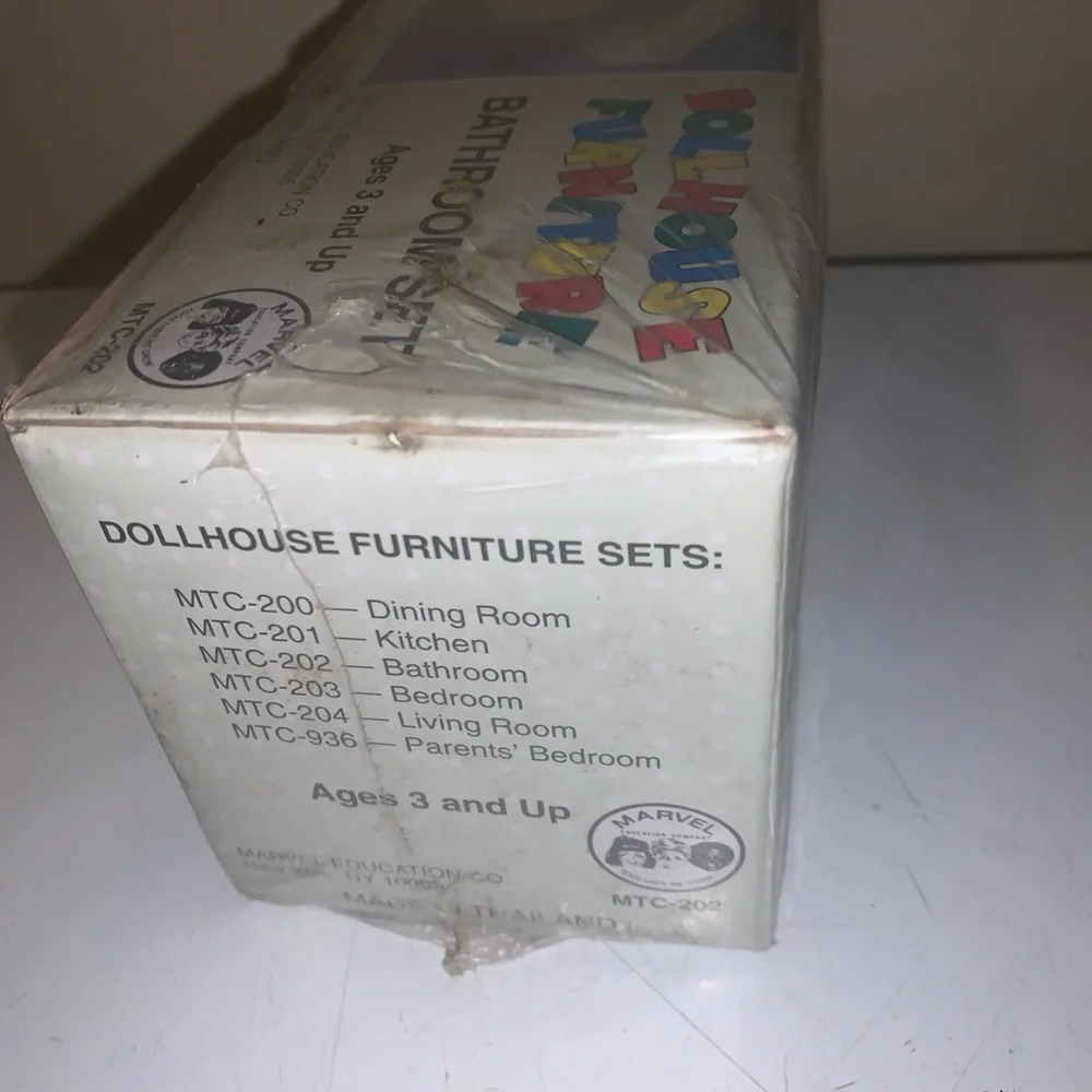 VTG Marvel Education Dollhouse Furniture Bathroom Set